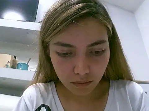 VittoriaTaylor online show from 05.16.26