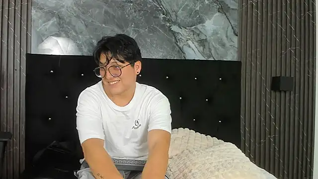 vanilla hot online show from 03.05.25