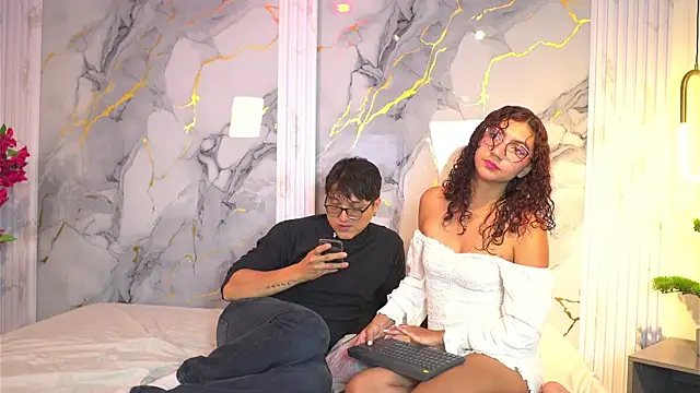 vanilla hot online show from 11.17.25