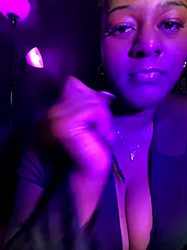 xoxoHotCoCo online show from 11.19.25