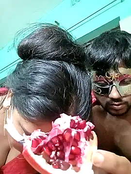 Snapshot of Sexy-Couple20 chatting on 01.29.25 Sexy-Couple20 online show from 01.29.25