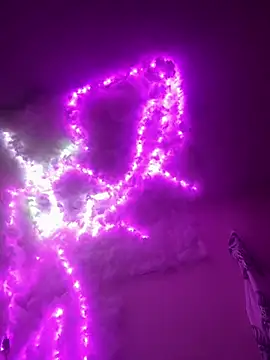 hornycouple818 online show from 04.20.26