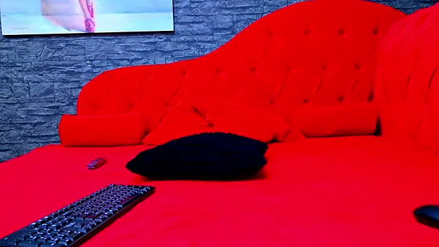 SelenaNoir online show from 11.20.25