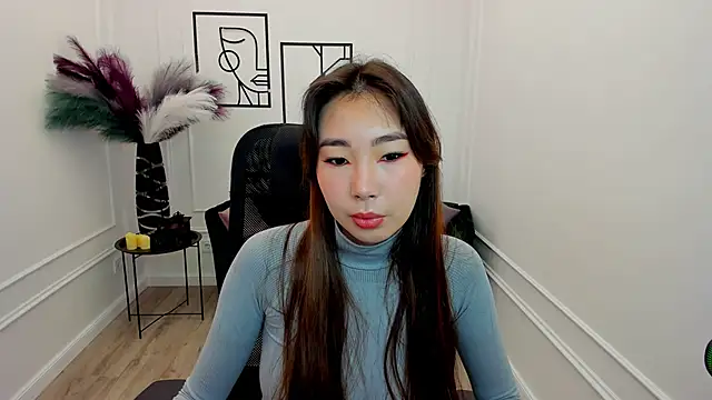 AnnaReyla online show from 11.17.25