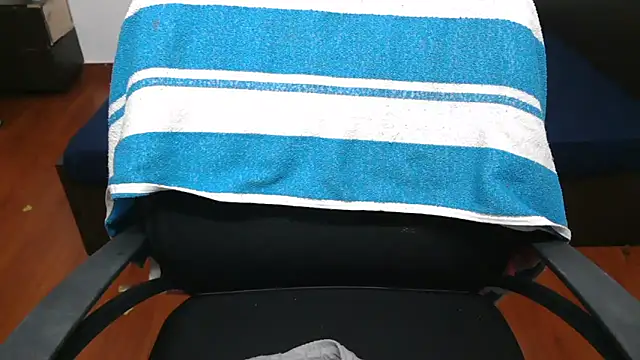 Snapshot of LovelyRosy chatting on 10.07.25 LovelyRosy online show from 10.07.25