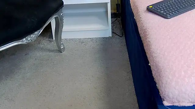 Annabellerise online show from 02.21.25