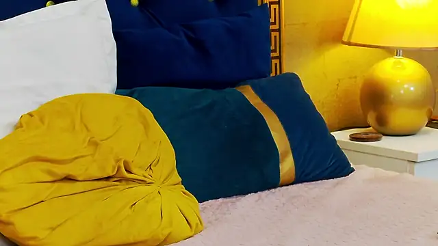 Annabellerise online show from 02.27.25