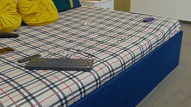 Annabellerise online show from 03.10.25