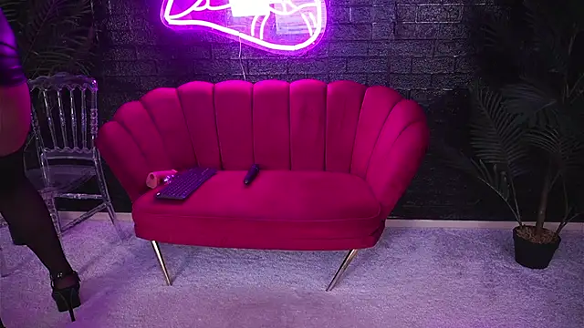 Annabellerise online show from 09.25.25