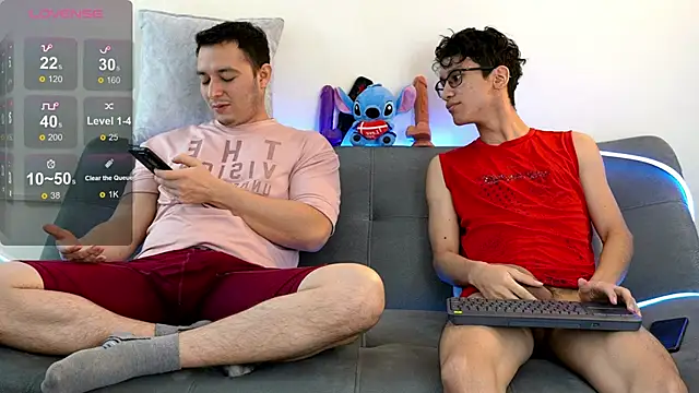 Snapshot of Cum_hunters chatting on 02.14.25 Cum hunters online show from 02.14.25