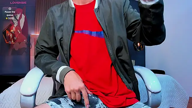 Snapshot of Cum_hunters chatting on 10.12.25 Cum hunters online show from 10.12.25