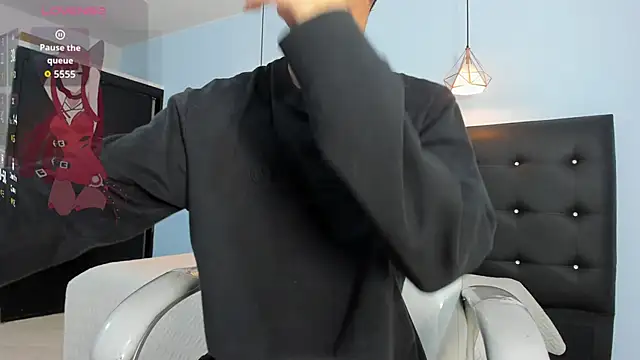 Snapshot of Cum_hunters chatting on 10.25.25 Cum hunters online show from 10.25.25