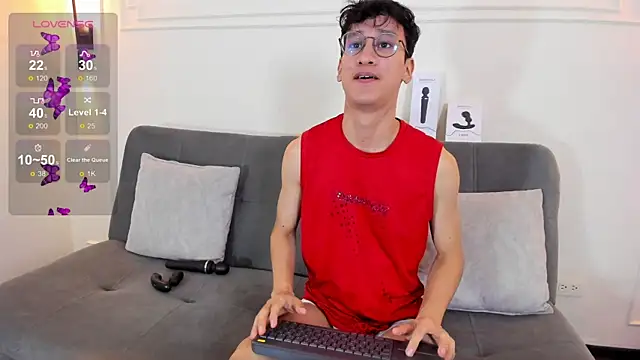 Snapshot of Cum_hunters chatting on 11.15.25 Cum hunters online show from 11.15.25