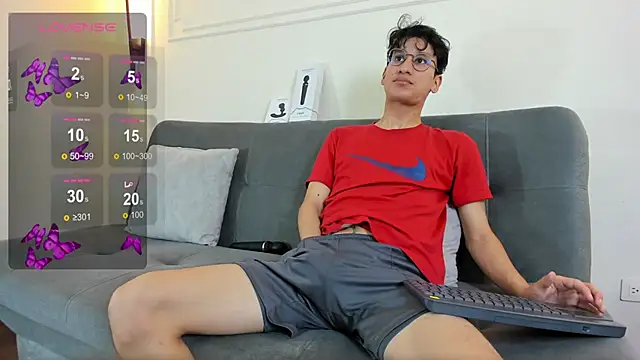 Snapshot of Cum_hunters chatting on 11.19.25 Cum hunters online show from 11.19.25