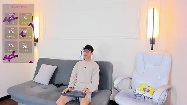 Snapshot of Cum_hunters chatting on 11.20.25 Cum hunters online show from 11.20.25