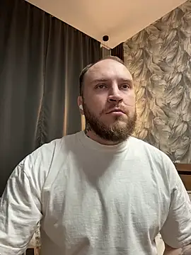 Snapshot of _XxX-XxX_ chatting on 06.01.26 XxX-XxX online show from 06.01.26