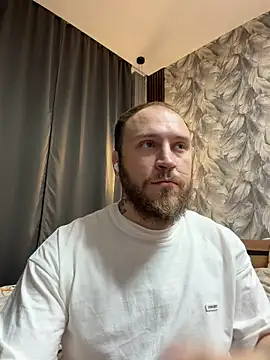 Snapshot of _XxX-XxX_ chatting on 06.30.26 XxX-XxX online show from 06.30.26