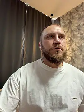 Snapshot of _XxX-XxX_ chatting on 07.21.26 XxX-XxX online show from 07.21.26