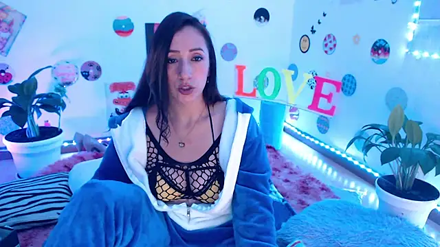 Snapshot of samy_love35 chatting on 03.20.25 samy love35 online show from 03.20.25