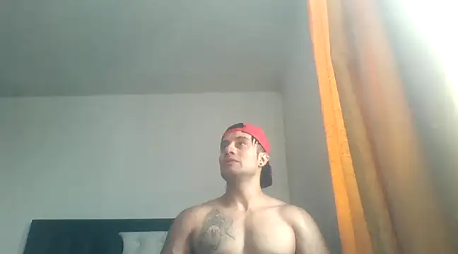 Snapshot of davidcr89 chatting on 01.29.25 davidcr89 online show from 01.29.25