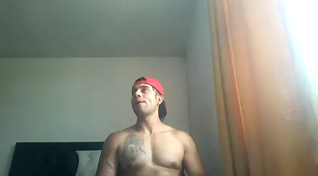 Snapshot of davidcr89 chatting on 01.29.25 davidcr89 online show from 01.29.25