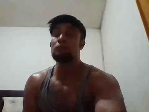 Snapshot of davidcr89 chatting on 09.21.25 davidcr89 online show from 09.21.25
