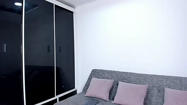 Snapshot of Alondra_Cutie chatting on 02.01.26 Alondra Cutie online show from 02.01.26