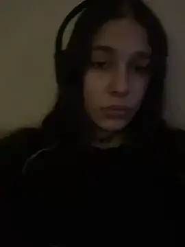 Snapshot of mollyEXD chatting on 02.17.25 mollyEXD online show from 02.17.25