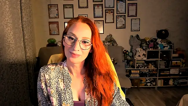 red rocco online show from 10.17.25