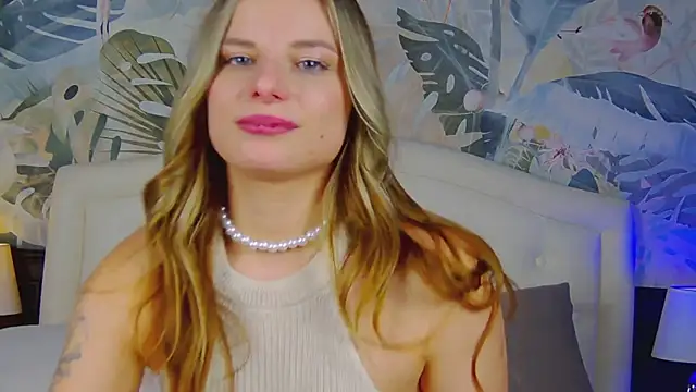 LanaSparks online show from 02.19.25