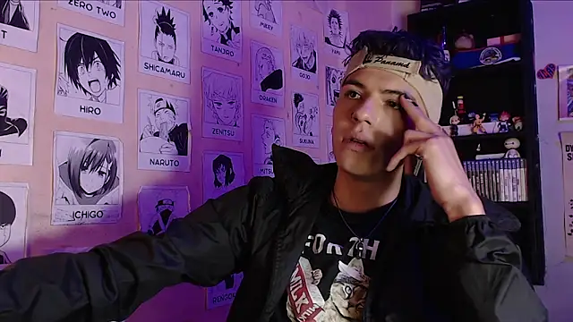 Snapshot of Mickey_Magic chatting on 01.23.25 Mickey Magic online show from 01.23.25