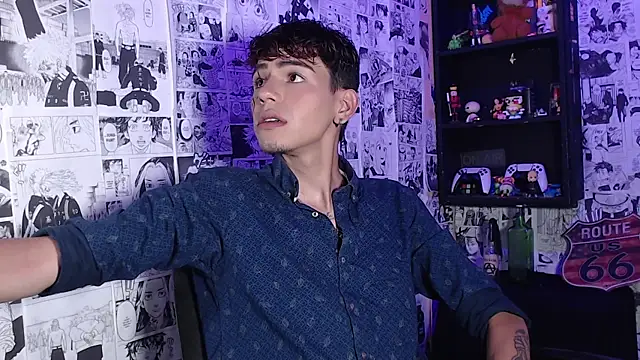 Snapshot of Mickey_Magic chatting on 09.09.25 Mickey Magic online show from 09.09.25