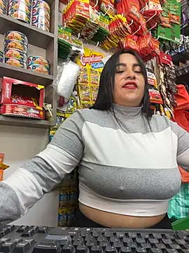 Miia Jazmin online show from 11.18.25