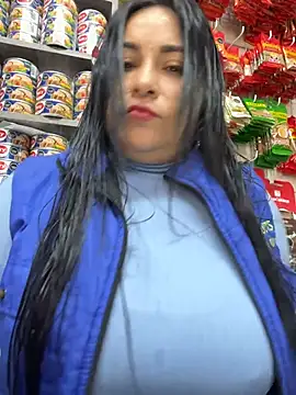 Snapshot of Miia_Jazmin chatting on 07.18.26 Miia Jazmin online show from 07.18.26