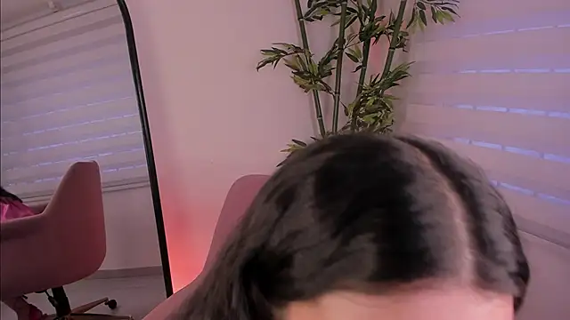 Snapshot of hannah_brady chatting on 01.23.25 hannah brady online show from 01.23.25