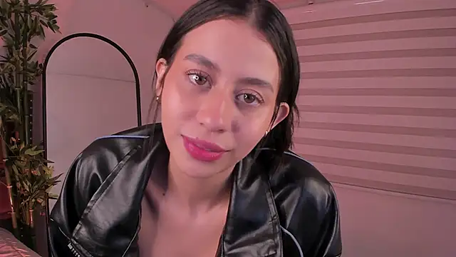 Snapshot of hannah_brady chatting on 02.20.25 hannah brady online show from 02.20.25