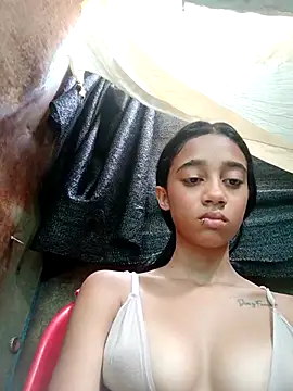 Zoe Sweett18 online show from 03.20.25