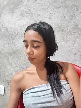 Zoe Sweett18 online show from 12.02.25