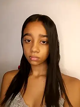 Zoe Sweett18 online show from 04.18.26