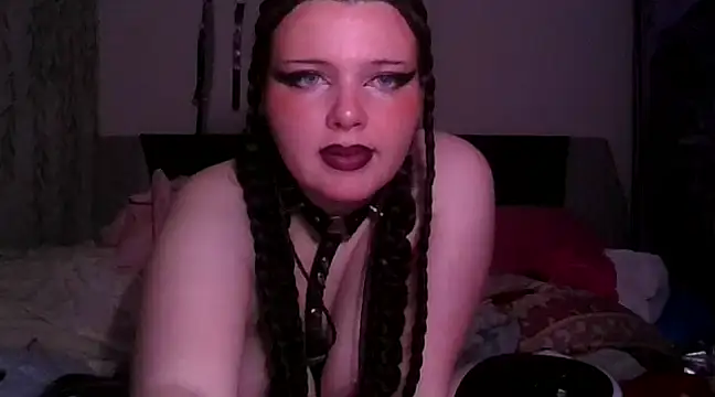 Snapshot of VenusandIppy chatting on 03.04.25 VenusandIppy online show from 03.04.25