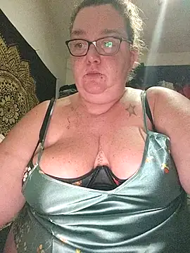 diosacurvy1984 online show from 01.10.26