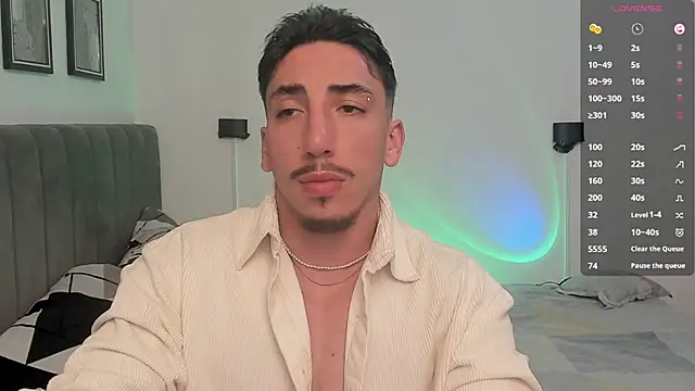 Snapshot of dylanspencer28 chatting on 01.25.25 dylanspencer28 online show from 01.25.25