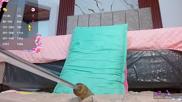 JosieBrown  online show from 04.17.26