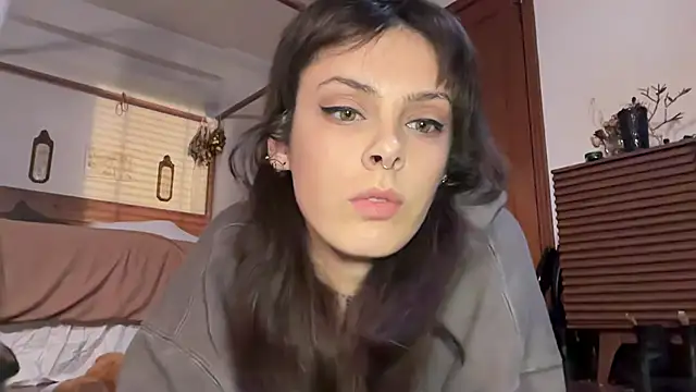 Snapshot of bunnierotten chatting on 02.20.25 bunnierotten online show from 02.20.25