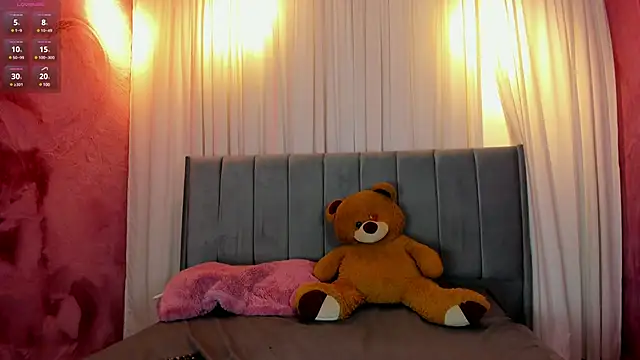 Snapshot of camilapersy chatting on 02.20.25 camilapersy online show from 02.20.25