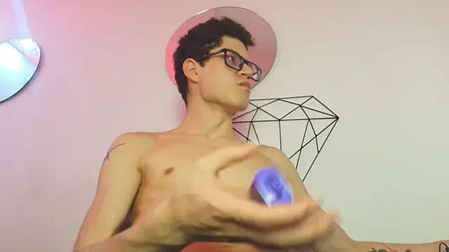 wolfandsky online show from 10.28.25