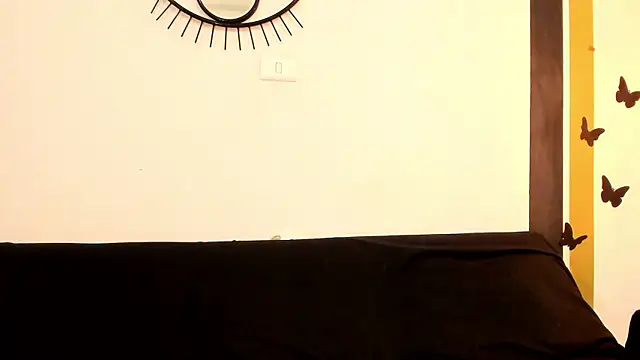 yelicampbell online show from 02.05.25