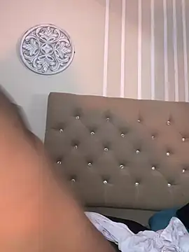 yelicampbell online show from 03.10.25