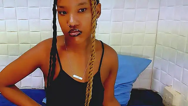 EroticSexyPrada online show from 03.22.25