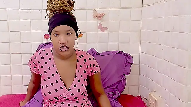 EroticSexyPrada online show from 02.28.26